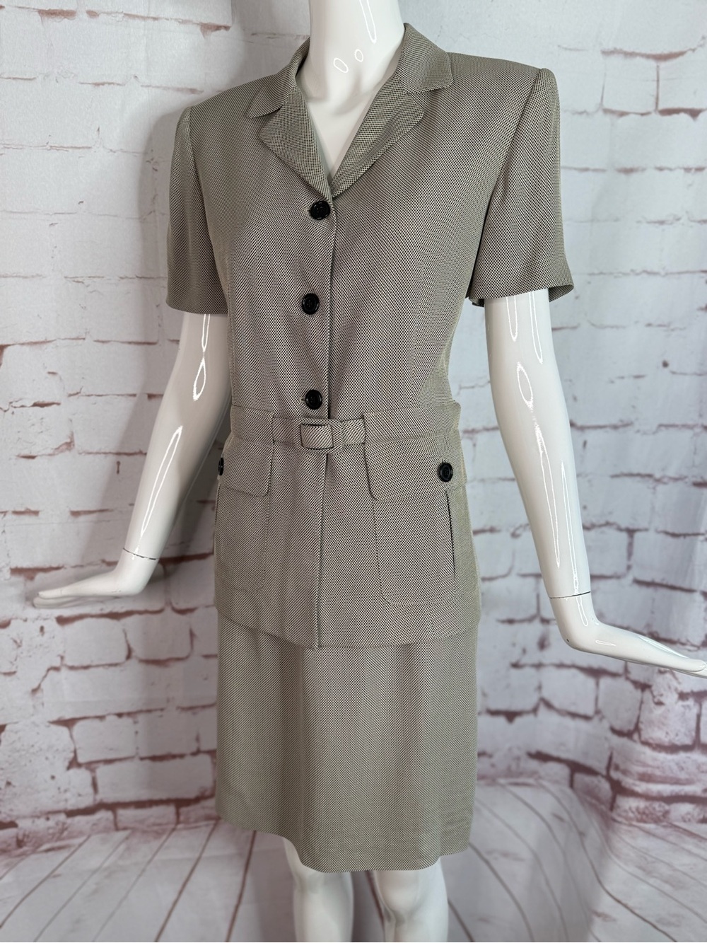 80s VTG ANN TAYLOR Petite 2 Piece Black & Tan Belted Jacket Pencil Skirt Suit 8P - Picture 4 of 15